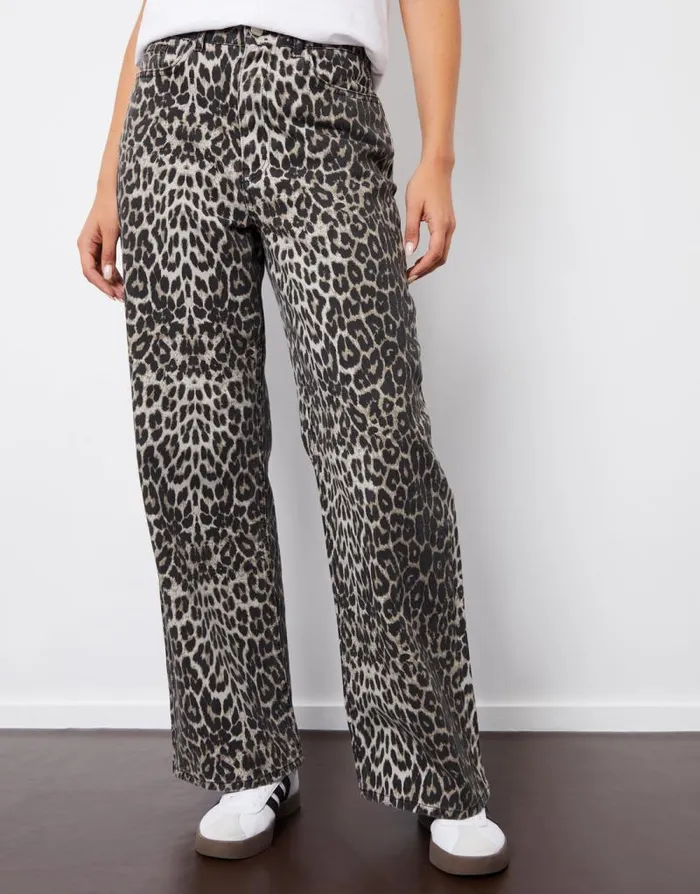 Women Petite Leopard Print Wide Leg Denim Jeans Threadbare Jeans Women Petite Leopard Print Wide Leg Denim Jeans Threadbare Jeans