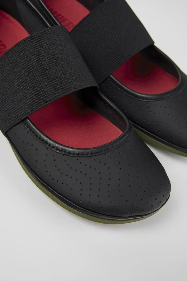 Women Right Black Leather Mary Jane Camper Ballerinas